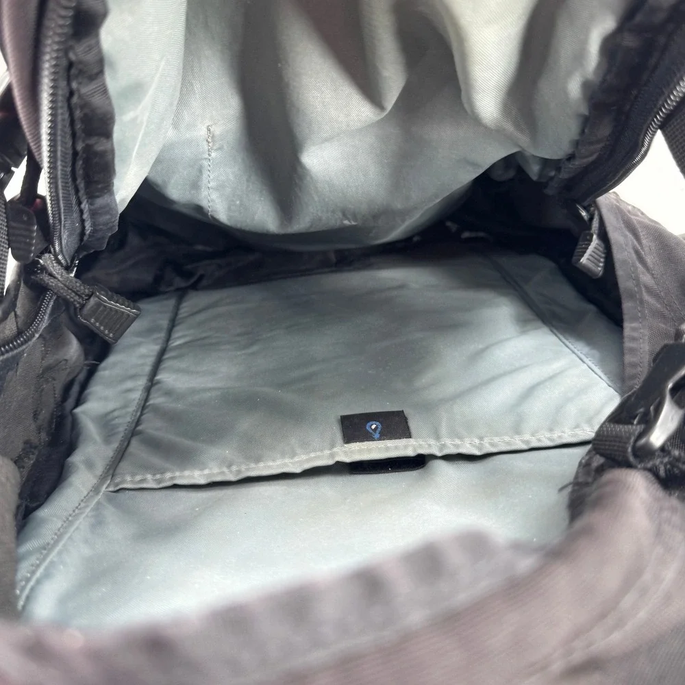 Dakine conquer slopes